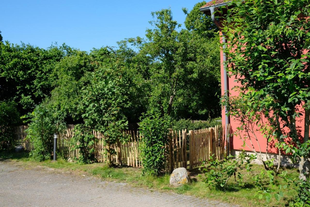 Urlaubsoase Ostsee Hohen Schoenberg Exterior foto
